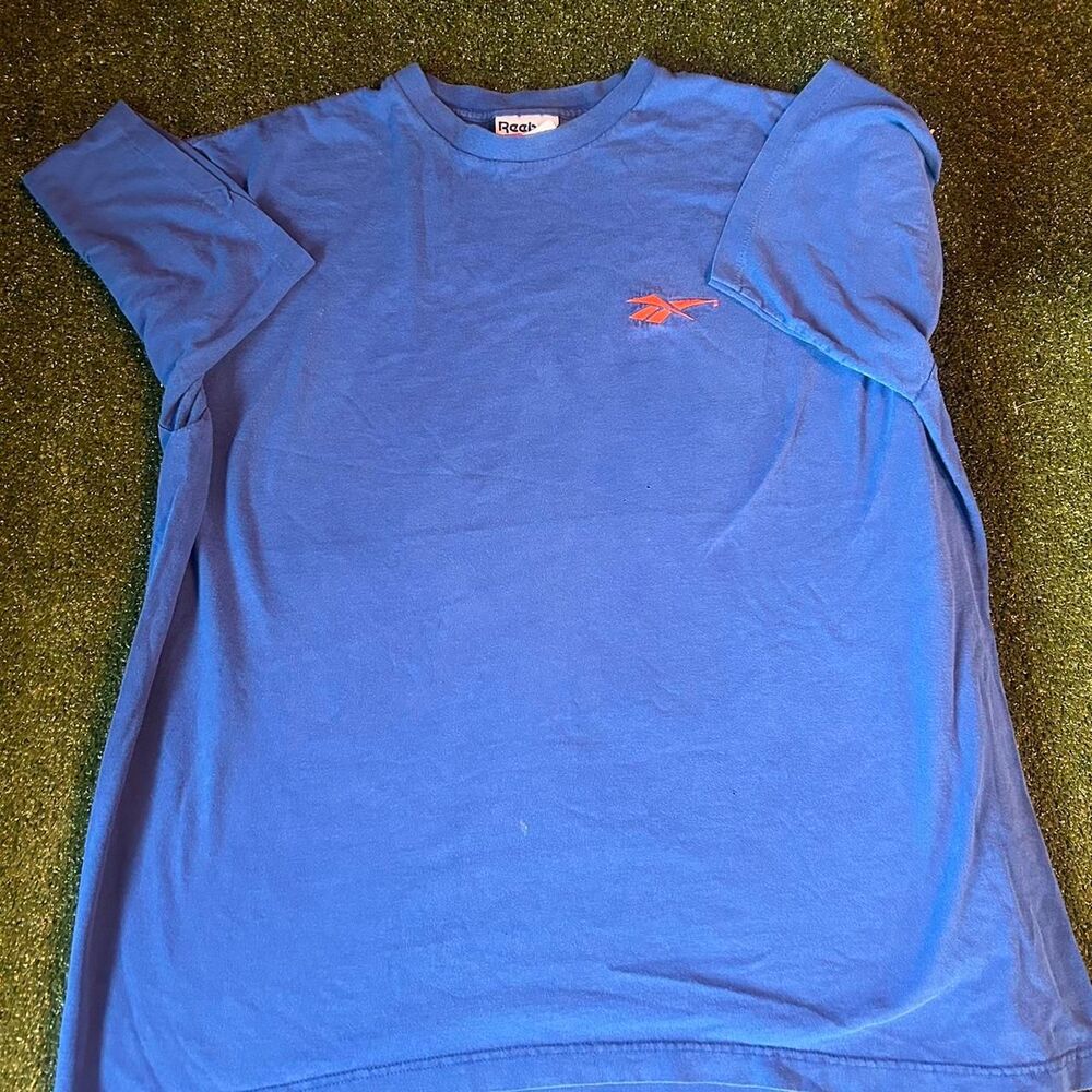 Reebok Men's Blue and Navy T-shirt